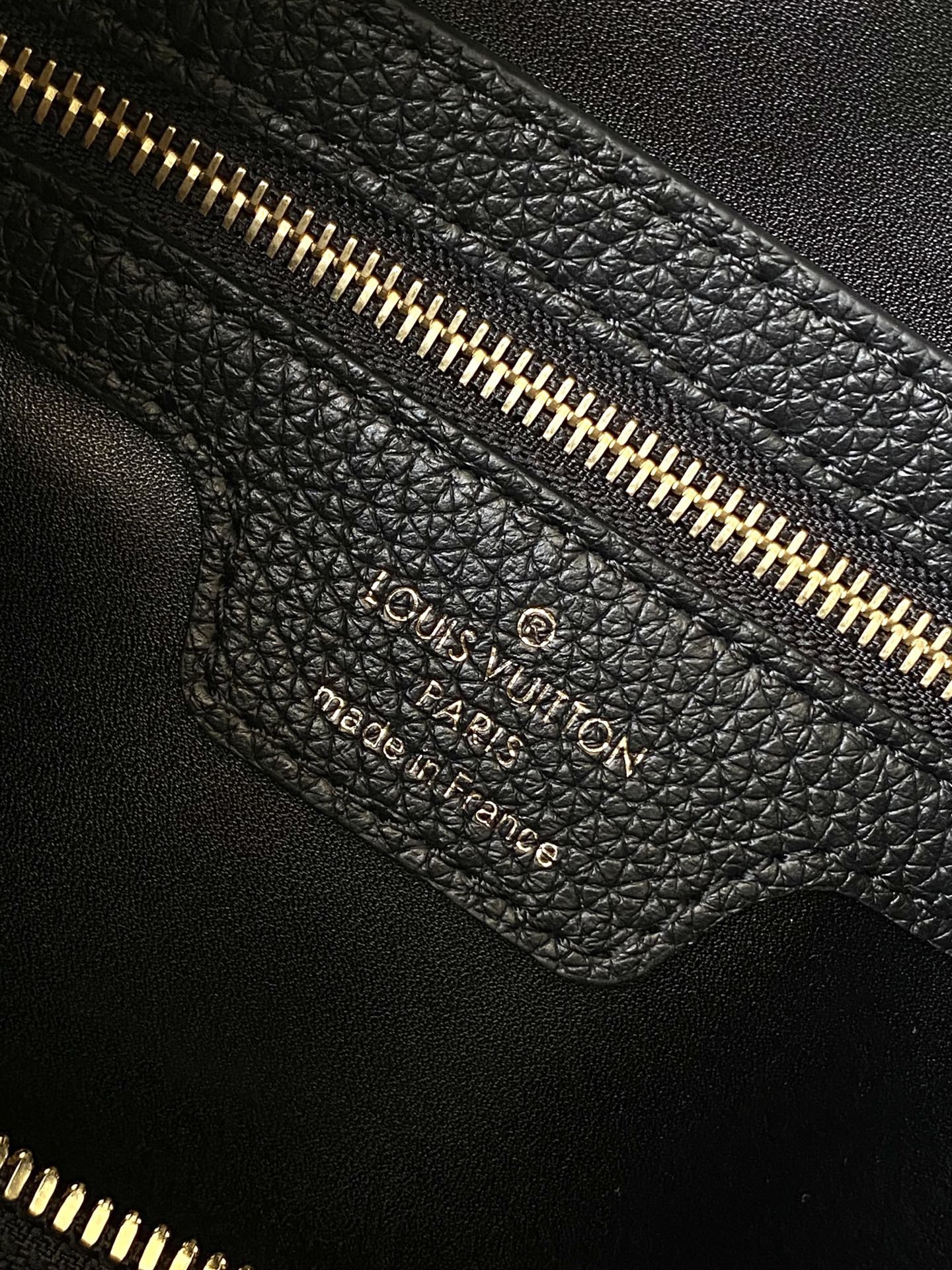 L*ouis V*uitton Top Bag