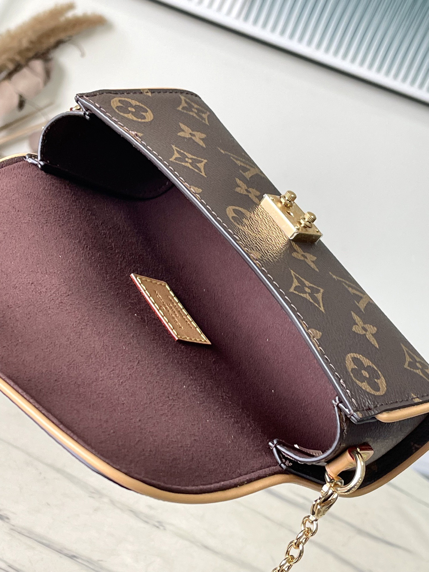 L*ouis V*uitton Top Bag