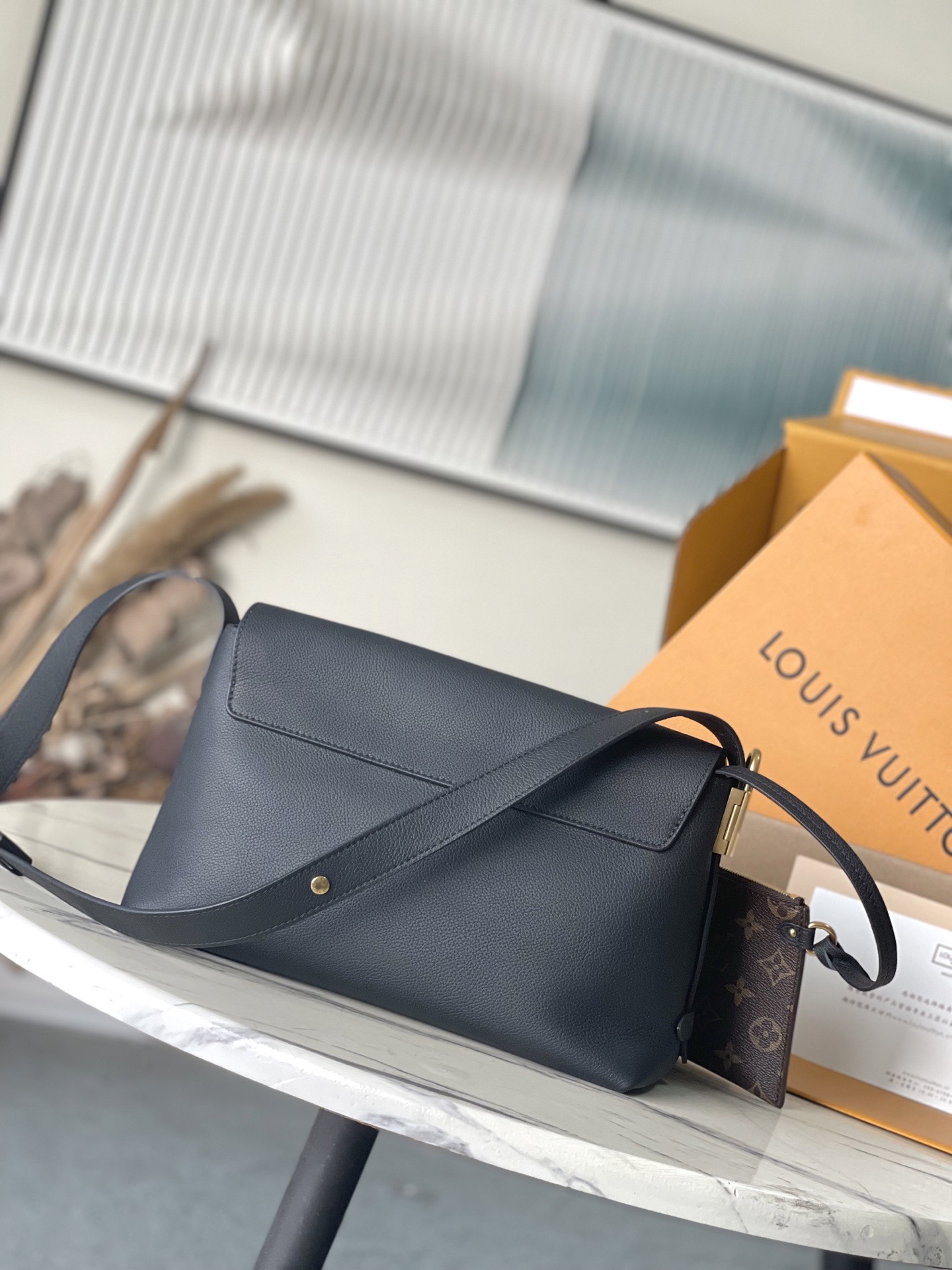 L*ouis V*uitton Top Bag