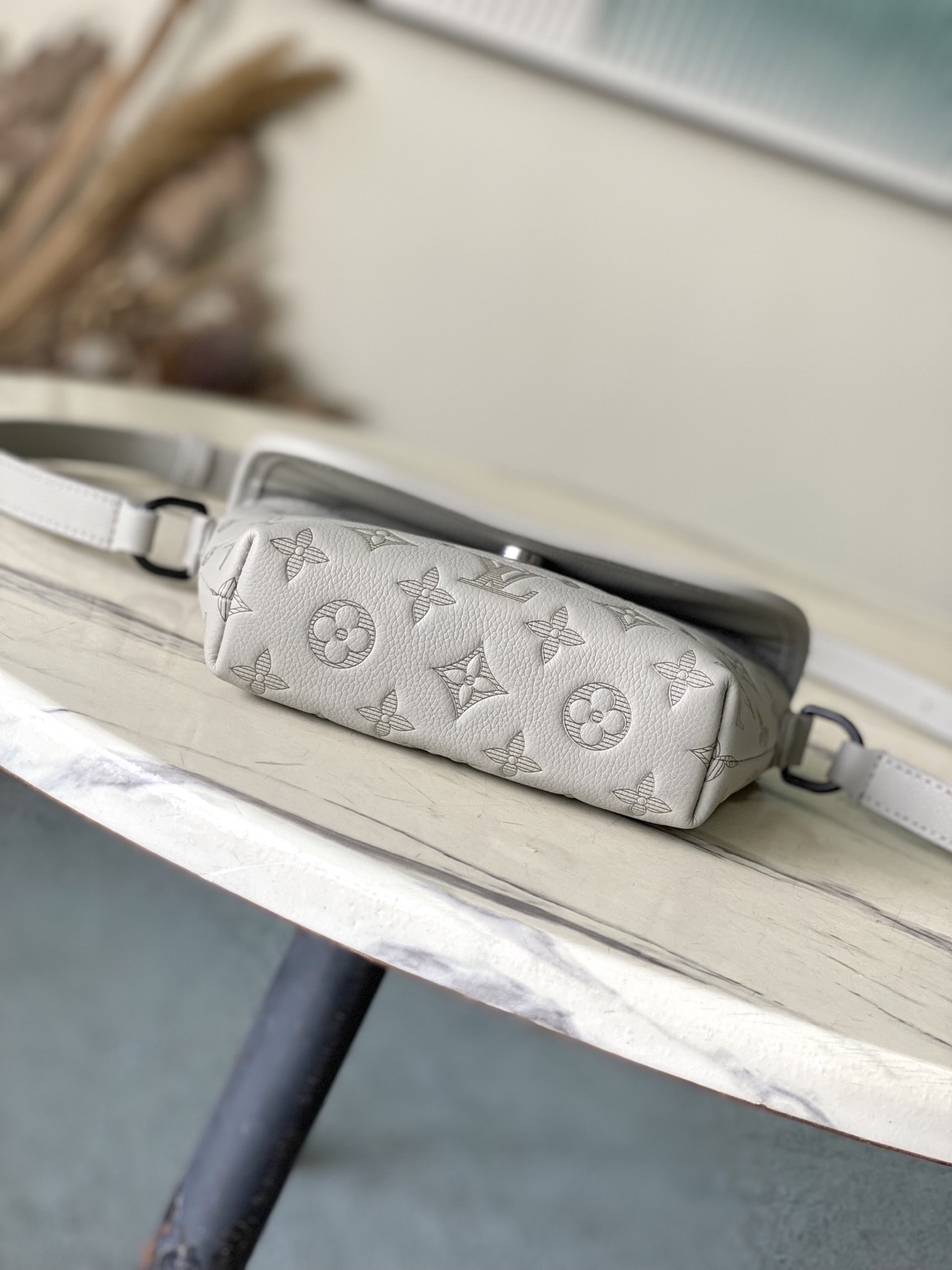 L*ouis V*uitton Top Bag