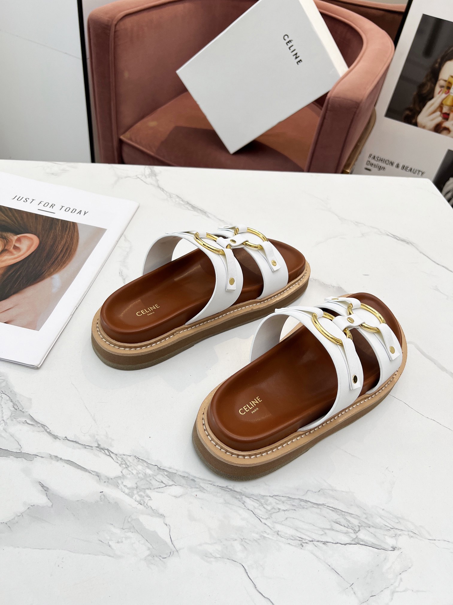 Women Top Quality C*eline shoes