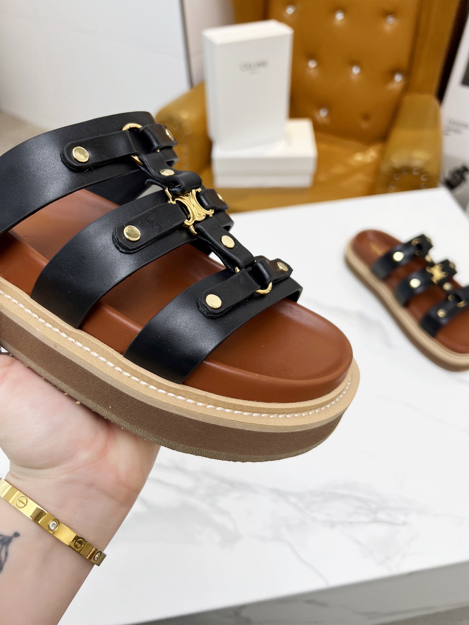 Women Top Quality C*eline shoes