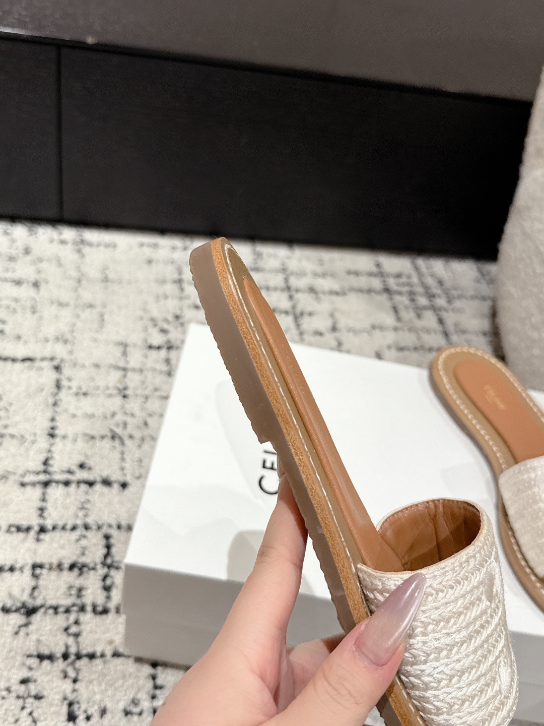 Women Top Quality C*eline shoes