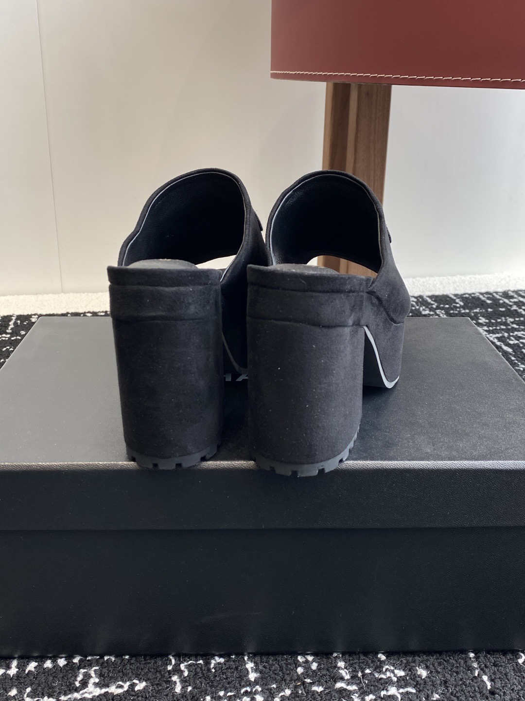 Women Top Quality C*eline shoes