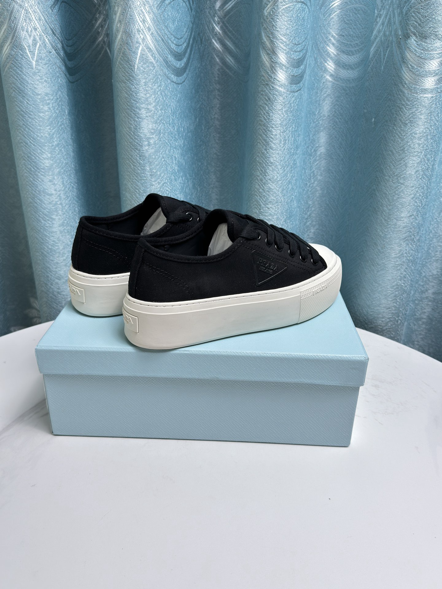 Women Men Top Quality P*rada shoes