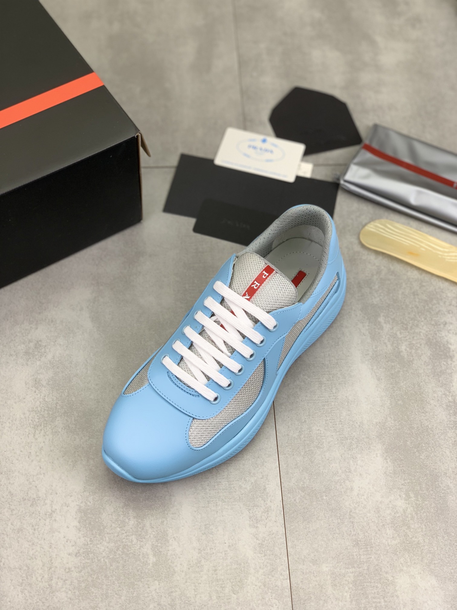 Women Men Top Quality P*rada shoes