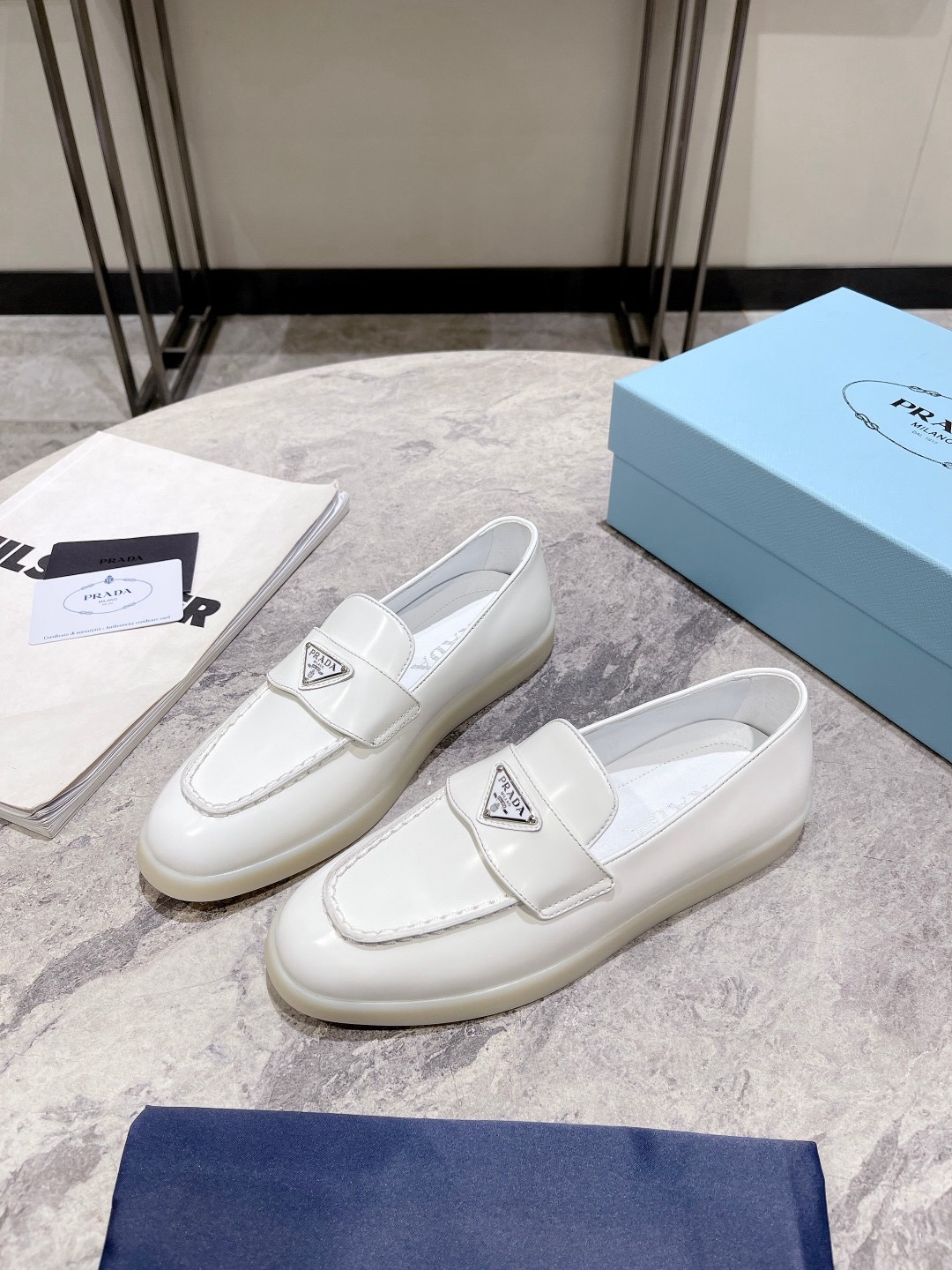 Women Men Top Quality P*rada shoes