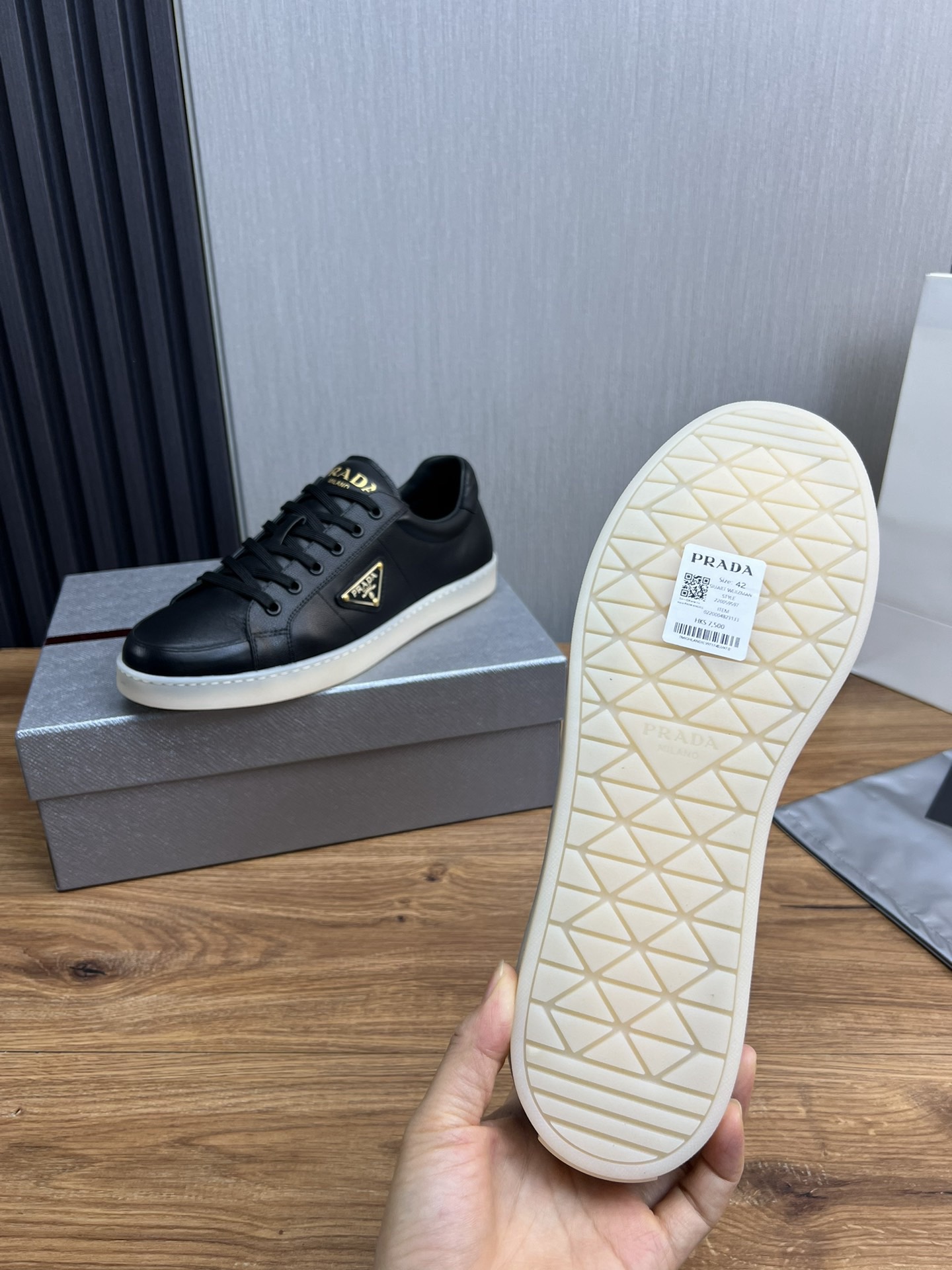 Women Men Top Quality P*rada shoes