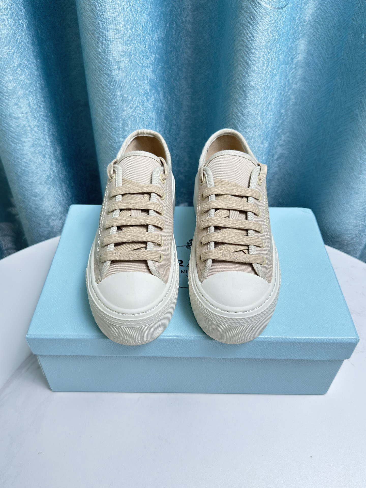 Women Men Top Quality P*rada shoes