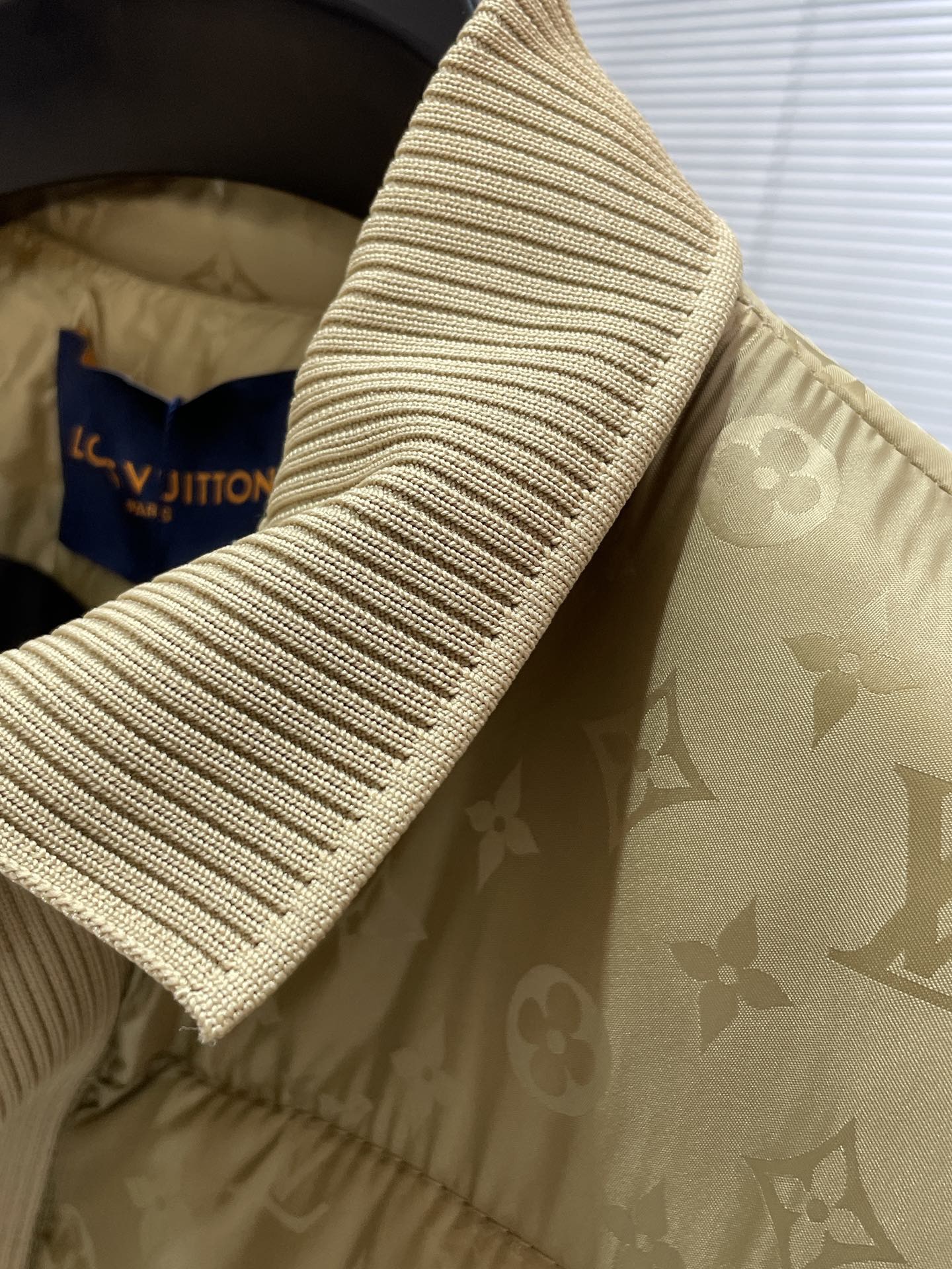 L*V Louis Vuitt*on Top Quality 1:1 Jacket