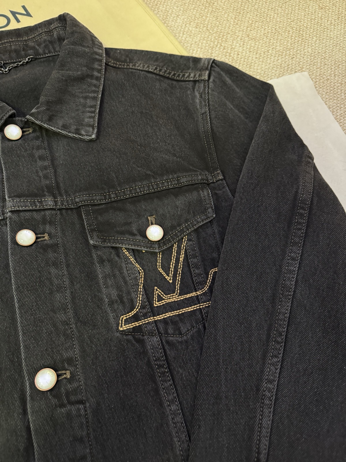L*V Louis Vuitt*on Top Quality 1:1 Jacket