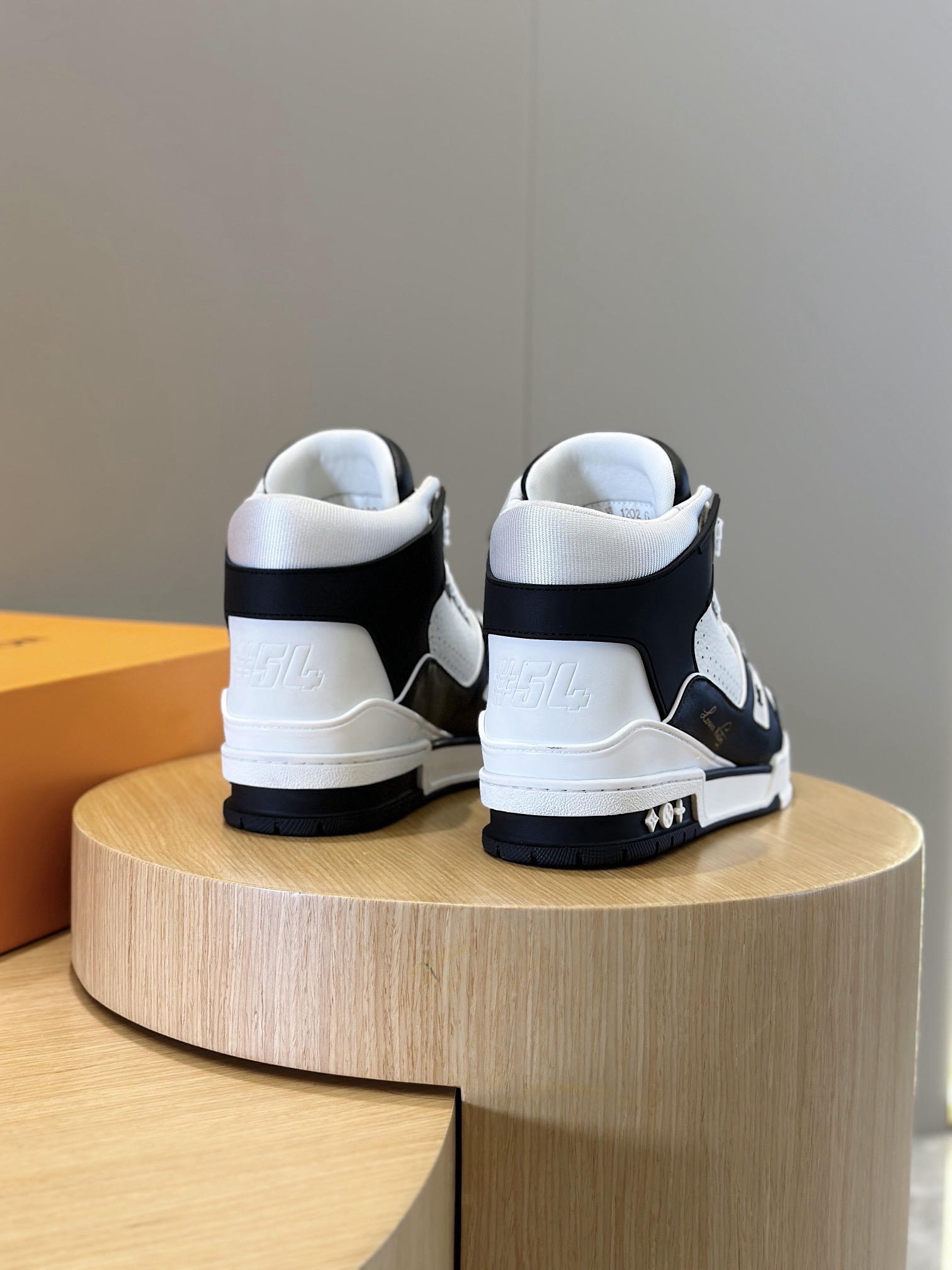 Men L*ouis V*uitton Top Sneaker L*V Shoes