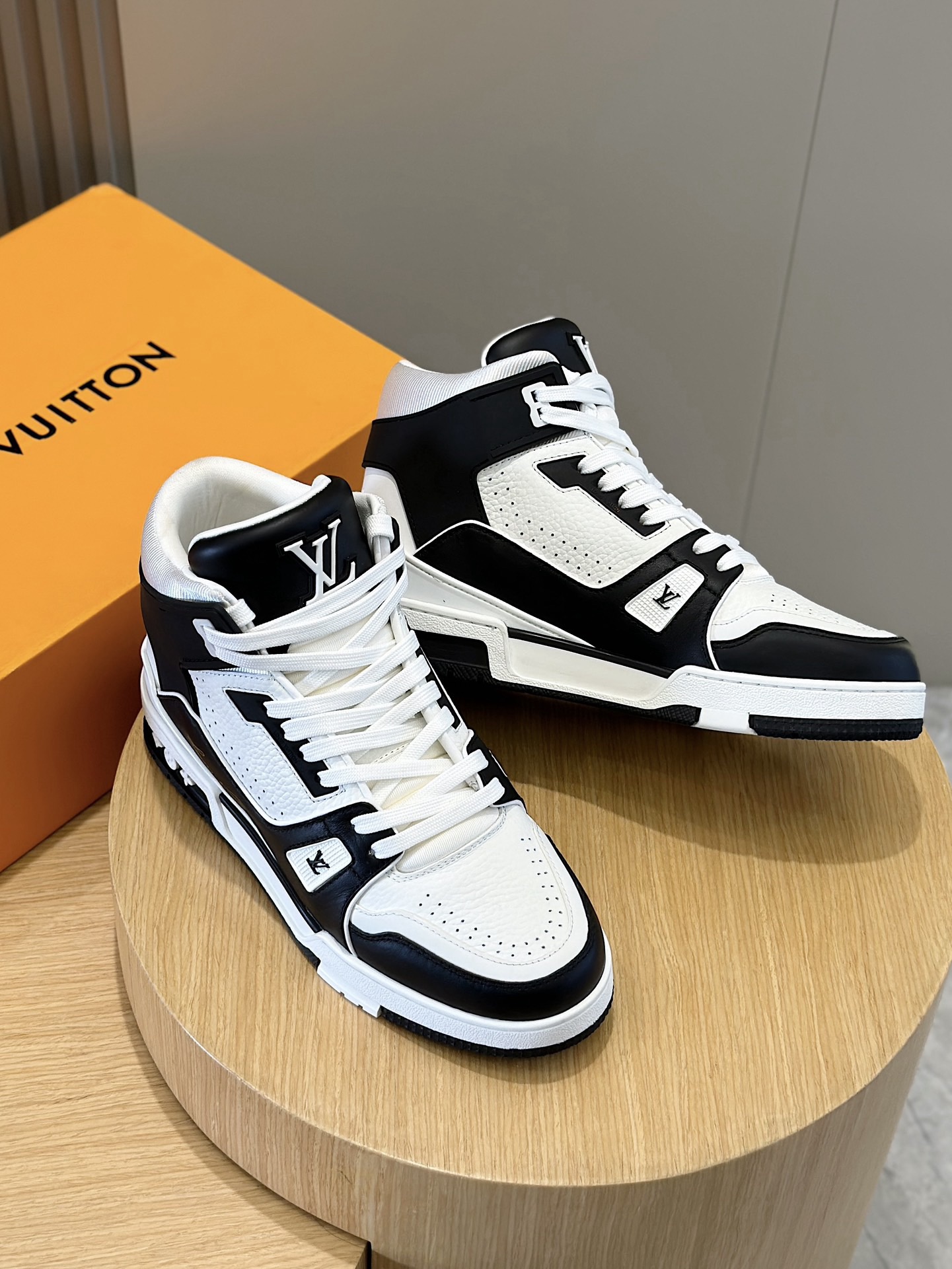 Men L*ouis V*uitton Top Sneaker L*V Shoes