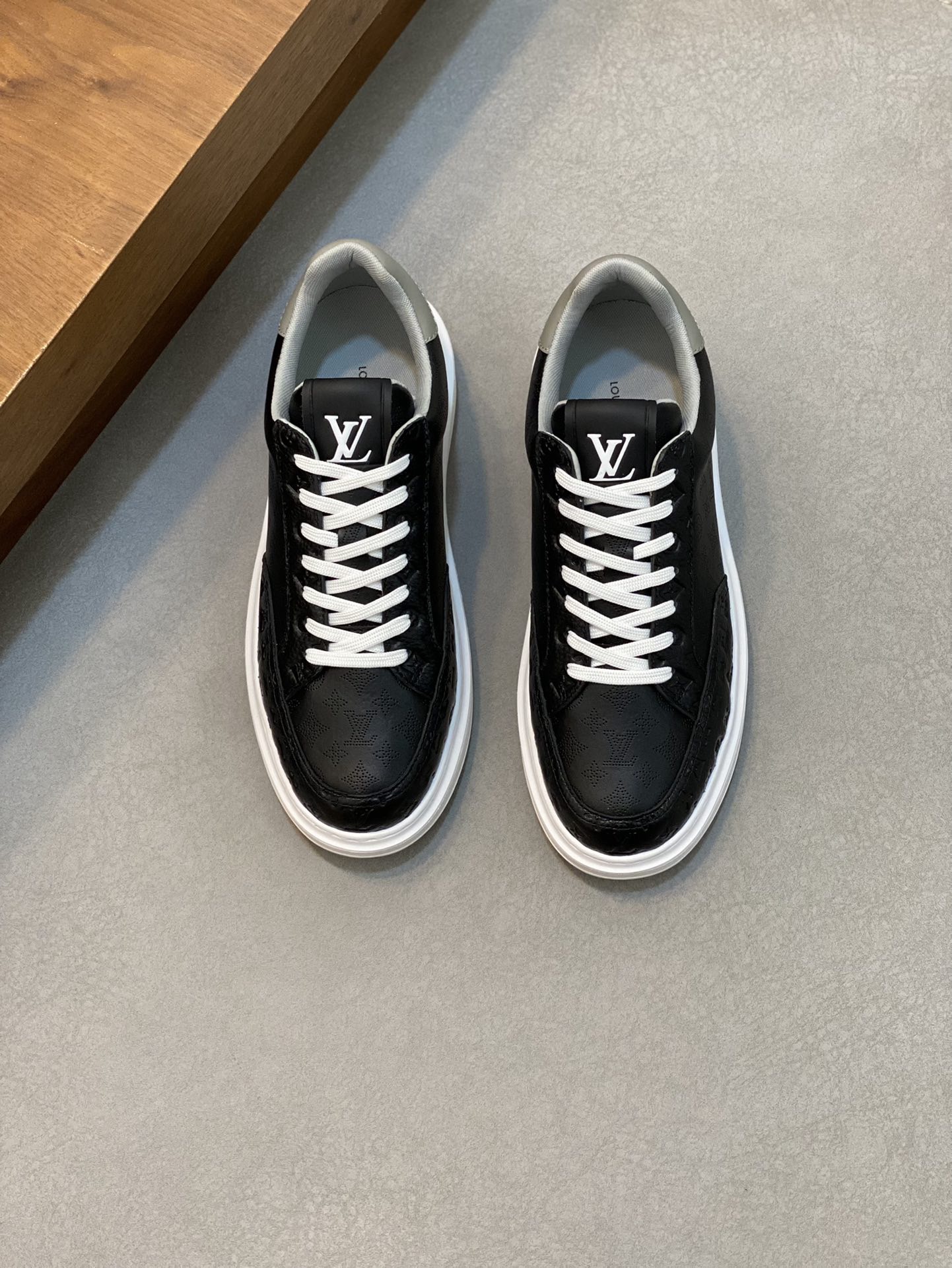 Men L*ouis V*uitton Top Sneaker L*V Shoes