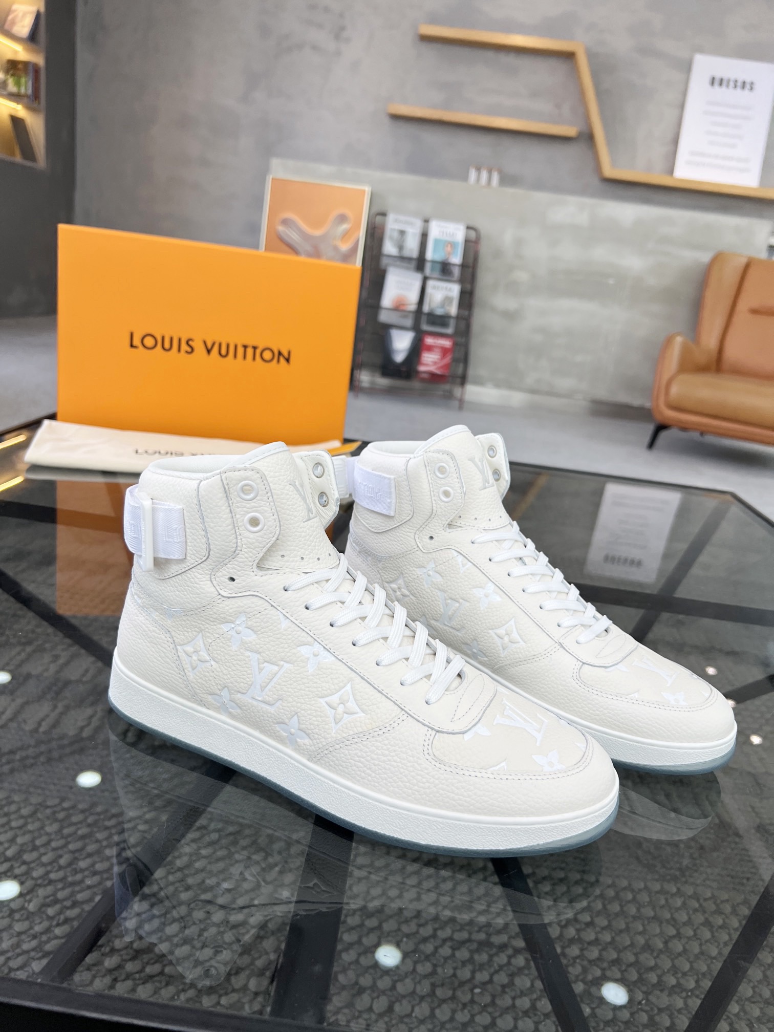 Men L*ouis V*uitton Top Sneaker L*V Shoes